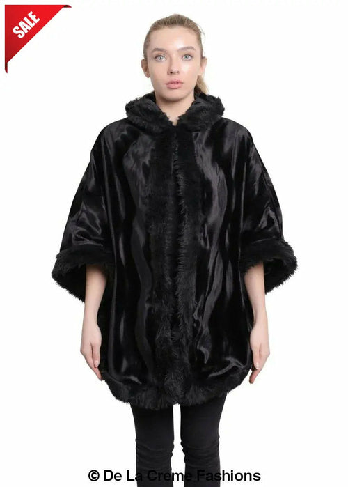 De La Creme - Women's Tribal Print Fur Lined Hooded Cape
